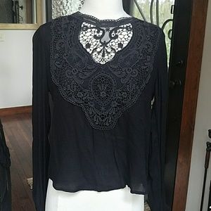 Chloe K black cotton top M